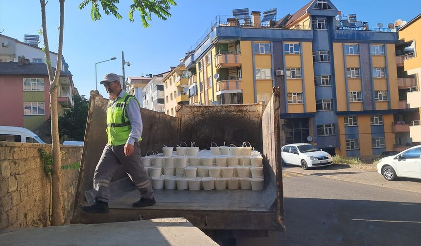Bingöl'de etiketsiz 1 ton 800 kilogram yoğurt ve peynir ele geçirildi