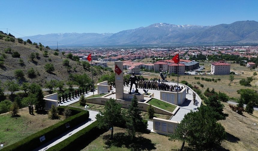 Erzincan'da 3. Ordu İç Güvenlik Şehitler Anıtı’nın açılışı yapıldı
