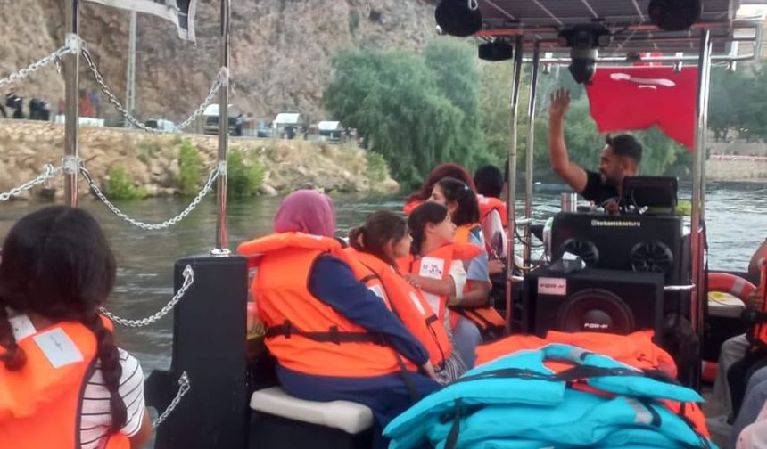 Elazığ'da çocuklara gezi programı düzenlendi