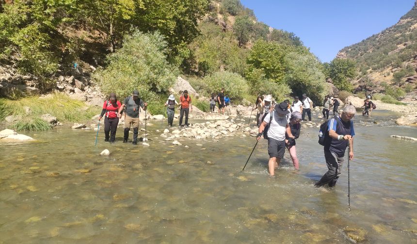 Doğaseverler Zore Kanyonu'nda yürüyüş gerçekleştirdi