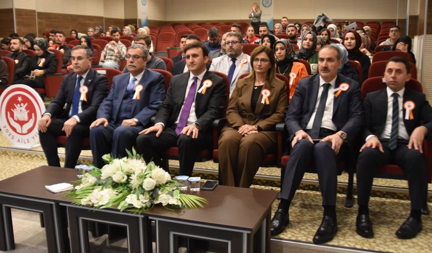 Bitlis'te 'kadına yönelik şiddetle mücadele' etkinliği düzenlendi