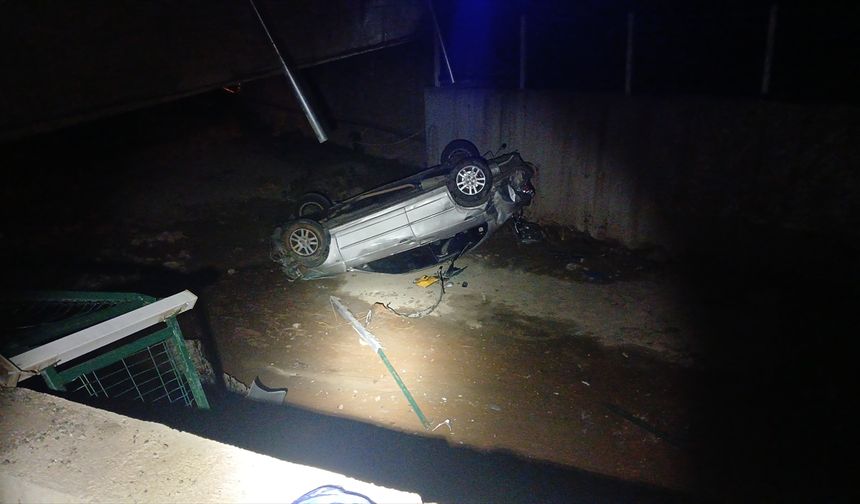 GÜNCELLEME - Tunceli'de köprüden düşen otomobildeki uzman çavuş hayatını kaybetti