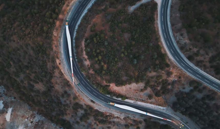 Türkiye'nin en büyük rüzgar türbini Çerkeş'te devreye alındı
