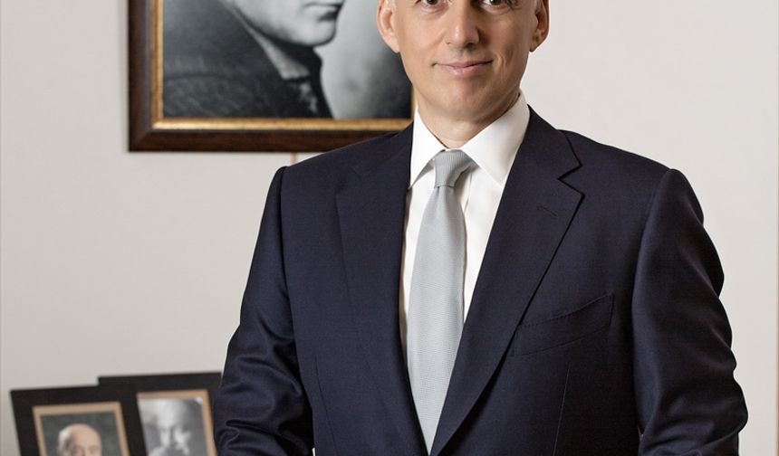 Yapı Kredi'den 1,274 milyar dolarlık sendikasyon kredisi