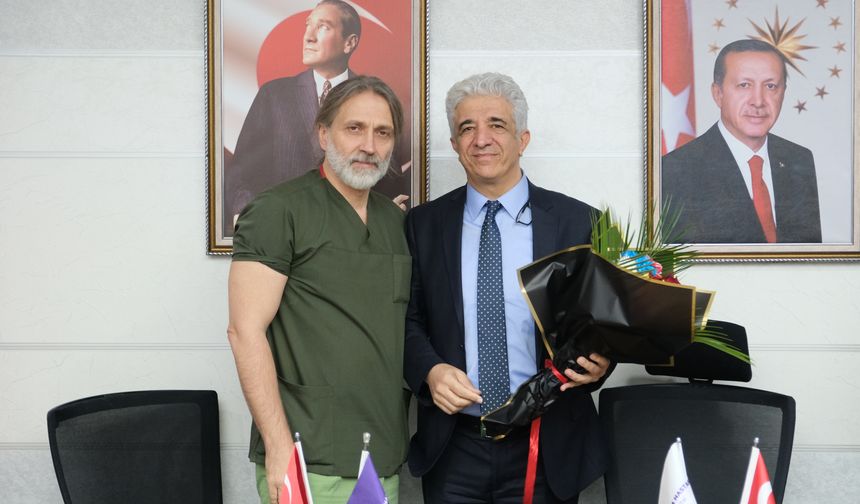 Atatürk Üniversitesi Araştırma Hastanesinin yeni başhekimi Eroğlu göreve başladı
