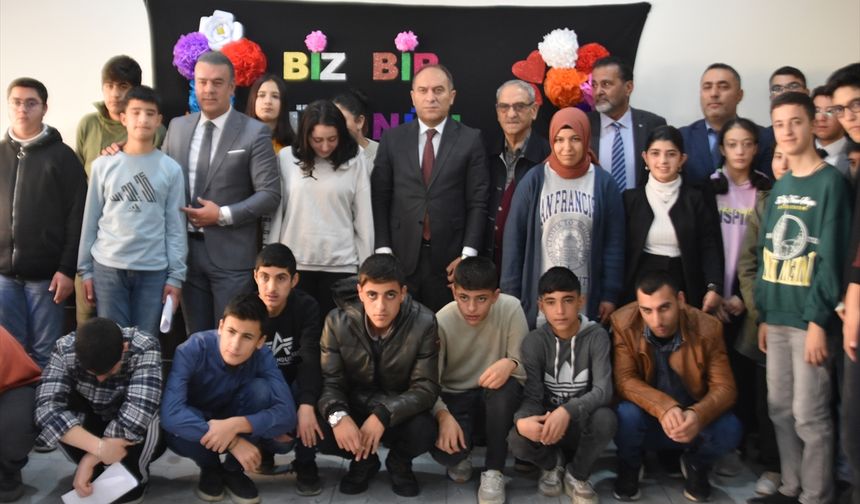 Bitlis'te 3 Aralık Dünya Engelliler Günü dolayısıyla etkinlik düzenlendi