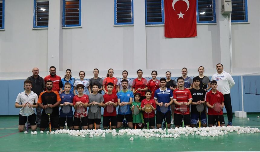 Erzincan, yetiştirdiği milli sporcularla badmintondaki başarı çıtasını yükseltiyor