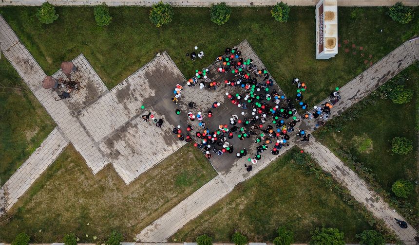 Malatya'da Gazze, Sudan ve Doğu Türkistan'daki ihtiyaç sahipleri için kermes düzenlendi