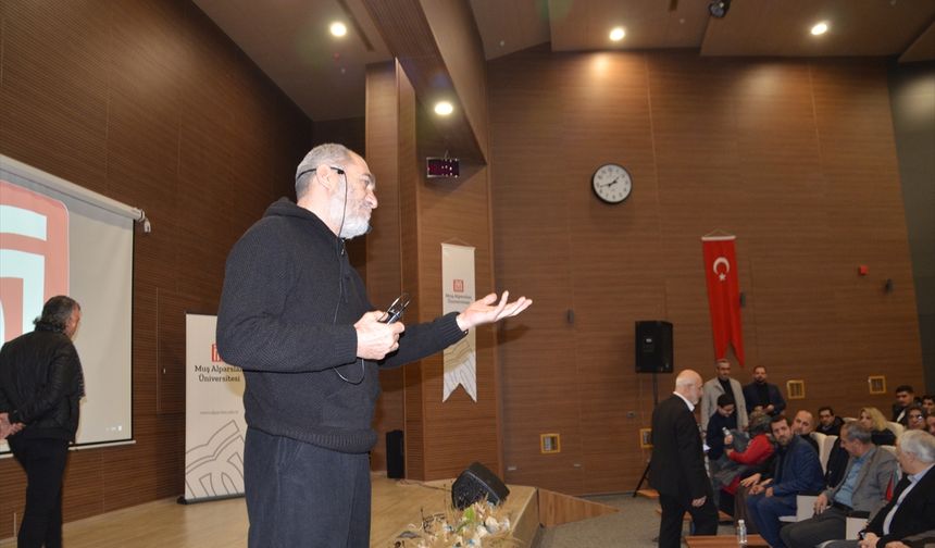 Muş'ta 'İnsana Yolculuk Konferansı' düzenlendi