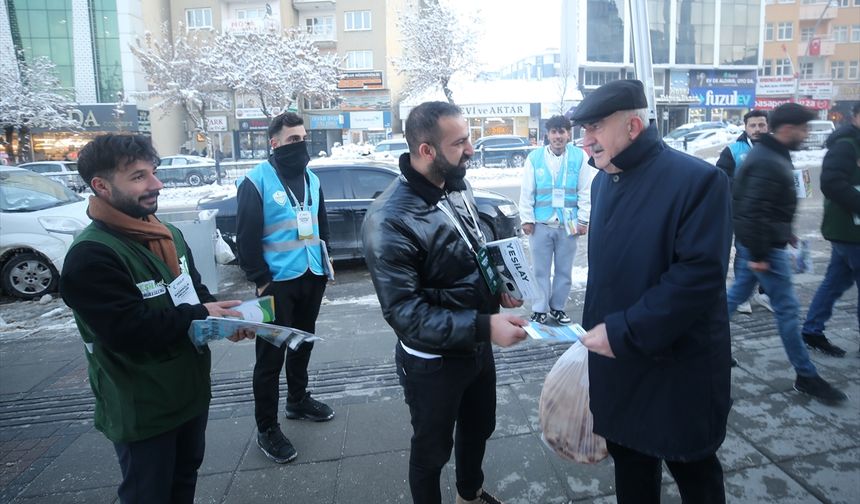 Muş'ta Yeşilay gönüllüleri, bir yılda 425 etkinlikle 30 bin 900 kişiye ulaştı