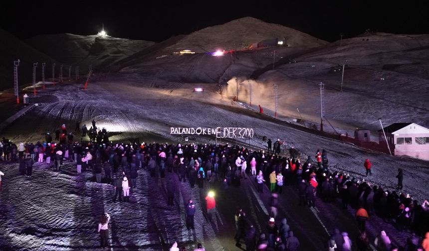 Palandöken Kayak Merkezi'nde kayak sezonu resmi olarak başladı