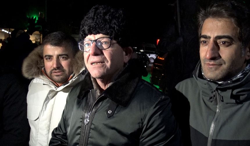 Sarıkamış Kayak Merkezi meşaleli kayak gösterisiyle sezonu açtı