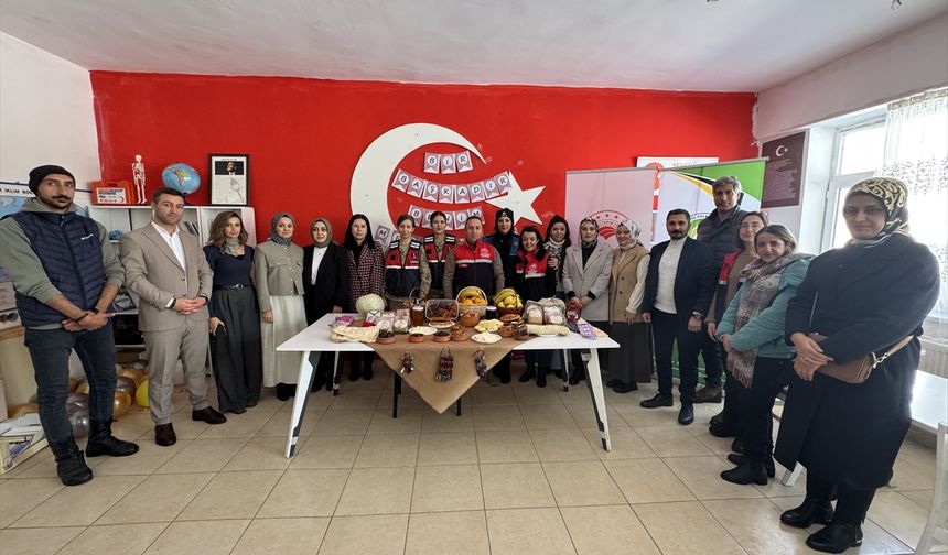 Yüksekova'da Yerli Malı Haftası etkinliği yapıldı