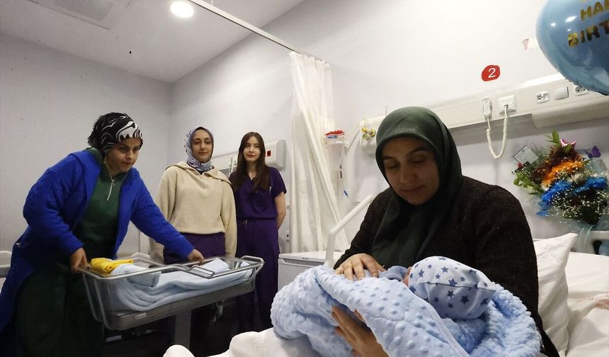 Malatya'da yeni yılın ilk bebeği dünyaya geldi