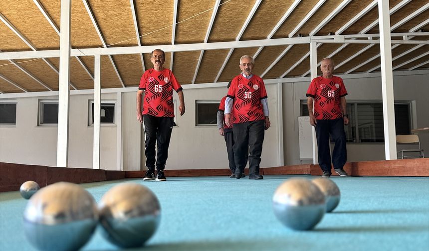 Van'da huzurevi sakinleri boccede şampiyonluk hedefliyor