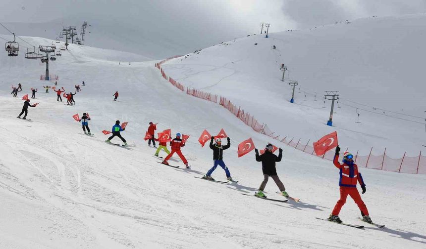 Hesarek Kayak Merkezi'nde ziyaretçi yoğunluğu