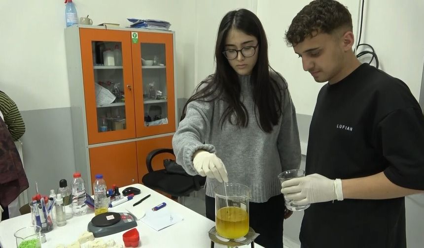 Öğrencilerden örnek proje: Atık yağlar sıvı sabuna dönüşüyor