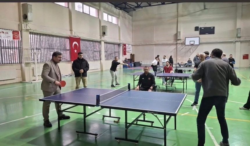 Bingöl'de masa tenisi turnuvası başladı