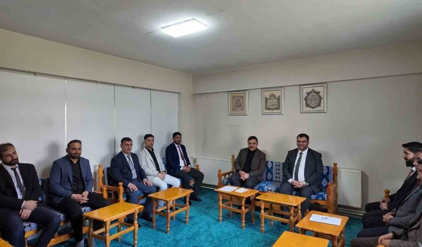 Kaymakam Çamkerten din görevlileriyle bir araya geldi