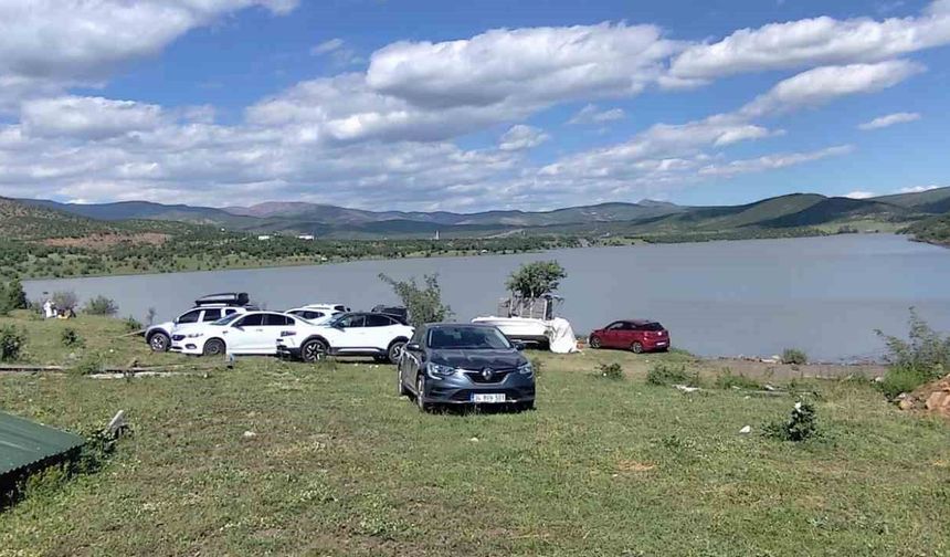 Bayram tatilinin son gününde piknik alanları dolup taştı