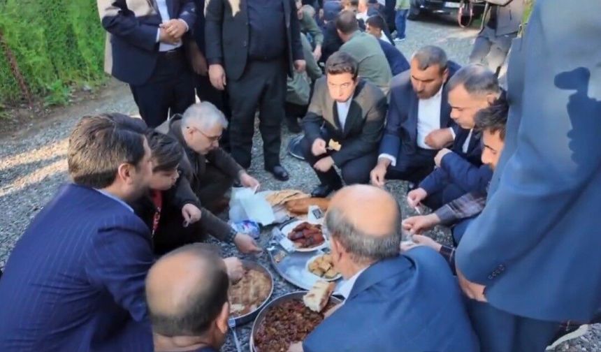 Bingöl'de asırlık 'Divan' geleneği bayramda yaşatıldı