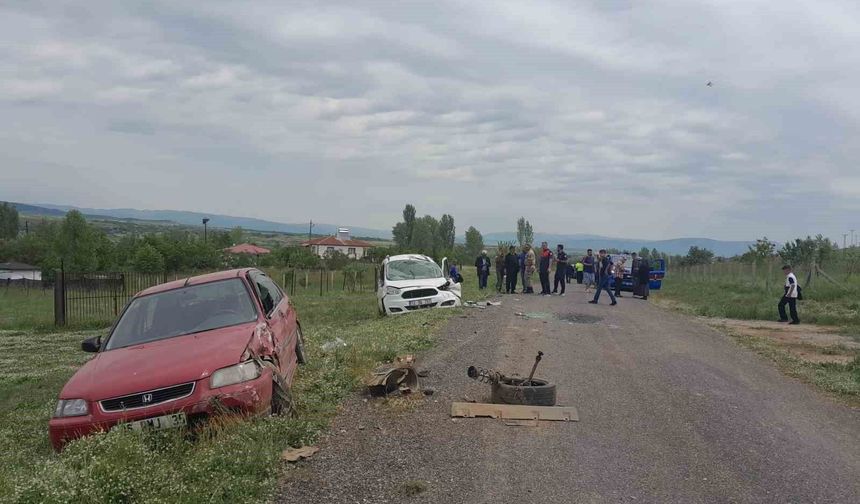 Bingöl'de trafik kazası: 2 yaralı