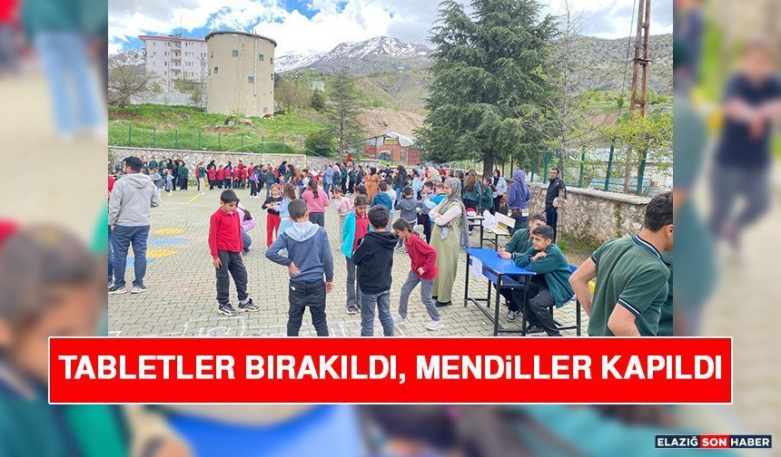 Tabletler Bırakıldı, Mendiller Kapıldı