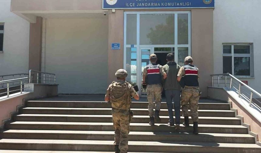 Bingöl'de kesinleşmiş hapis cezası bulunan 4 zanlı tutuklandı