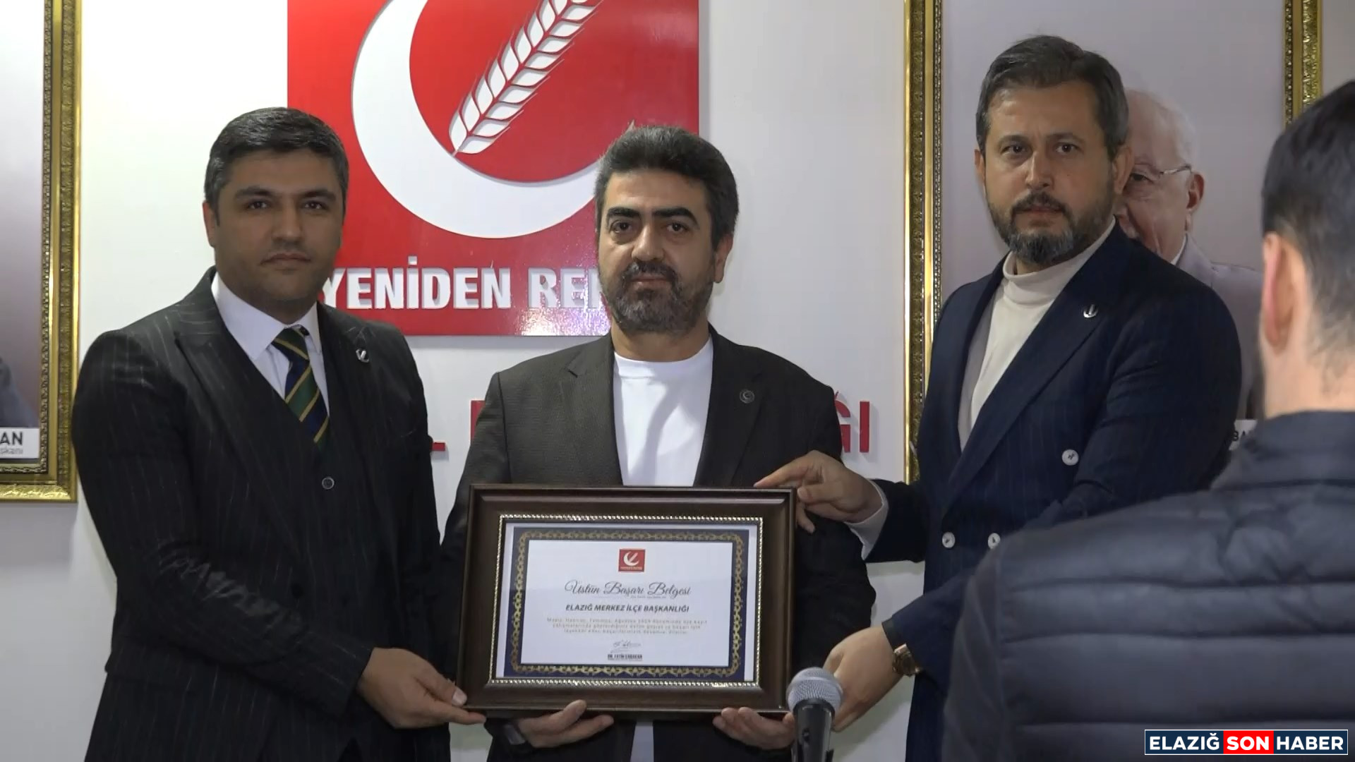 1733067284 Yrp Kerem Ahmet.mp4 Snapshot 12.09.600