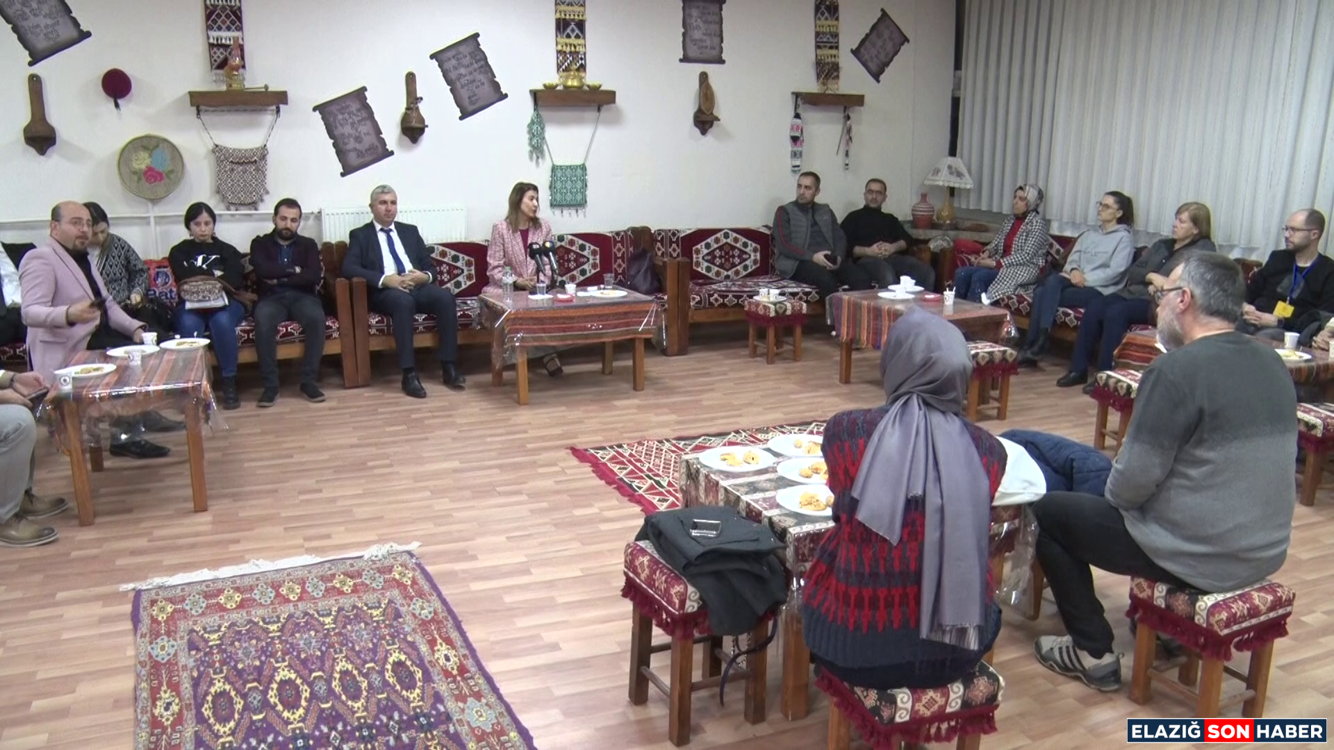 Vlcsnap 2024 12 26 18H29M35S943