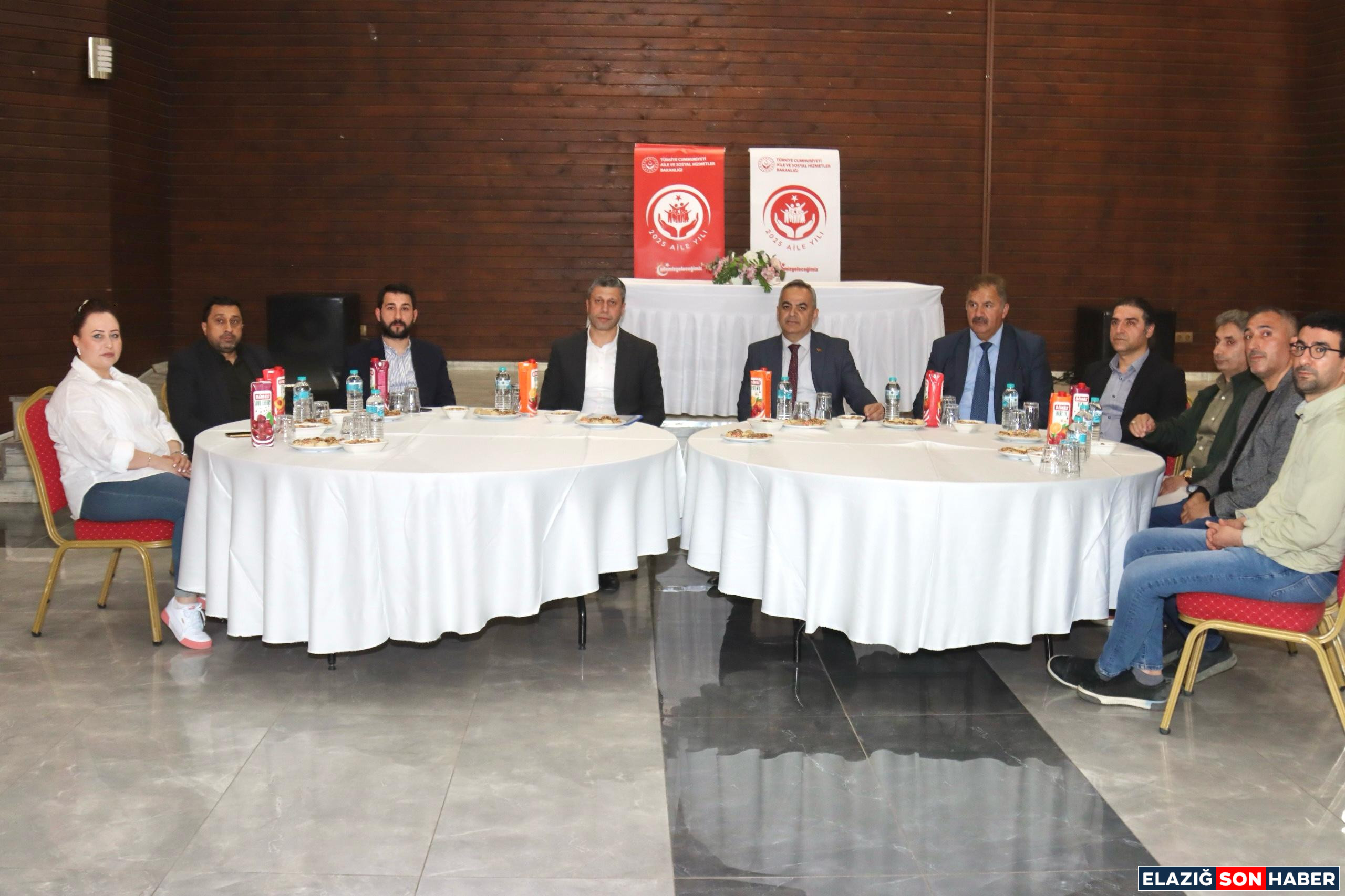 Elazig Belediyesinden Aile Yil 1745243497 Im S1A O