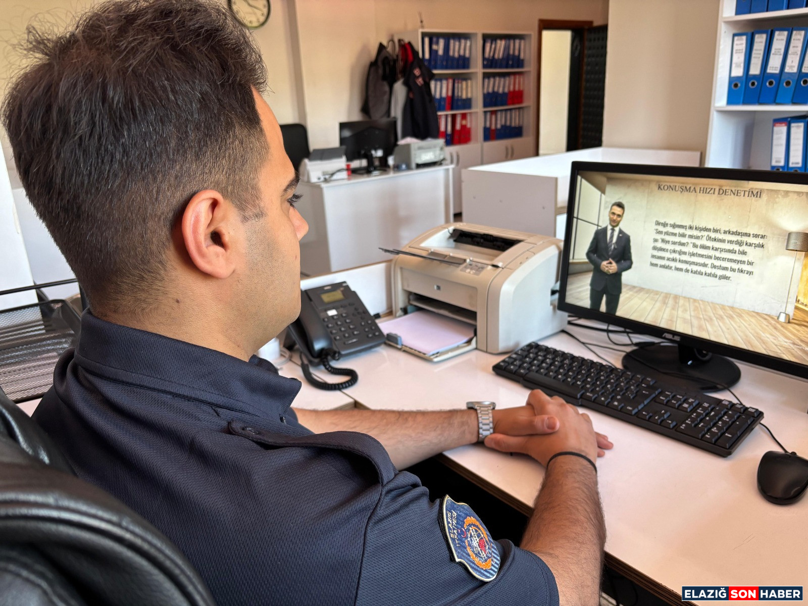 Itfaiye Personeline Diksiyon E 1745236273 7Qmotr