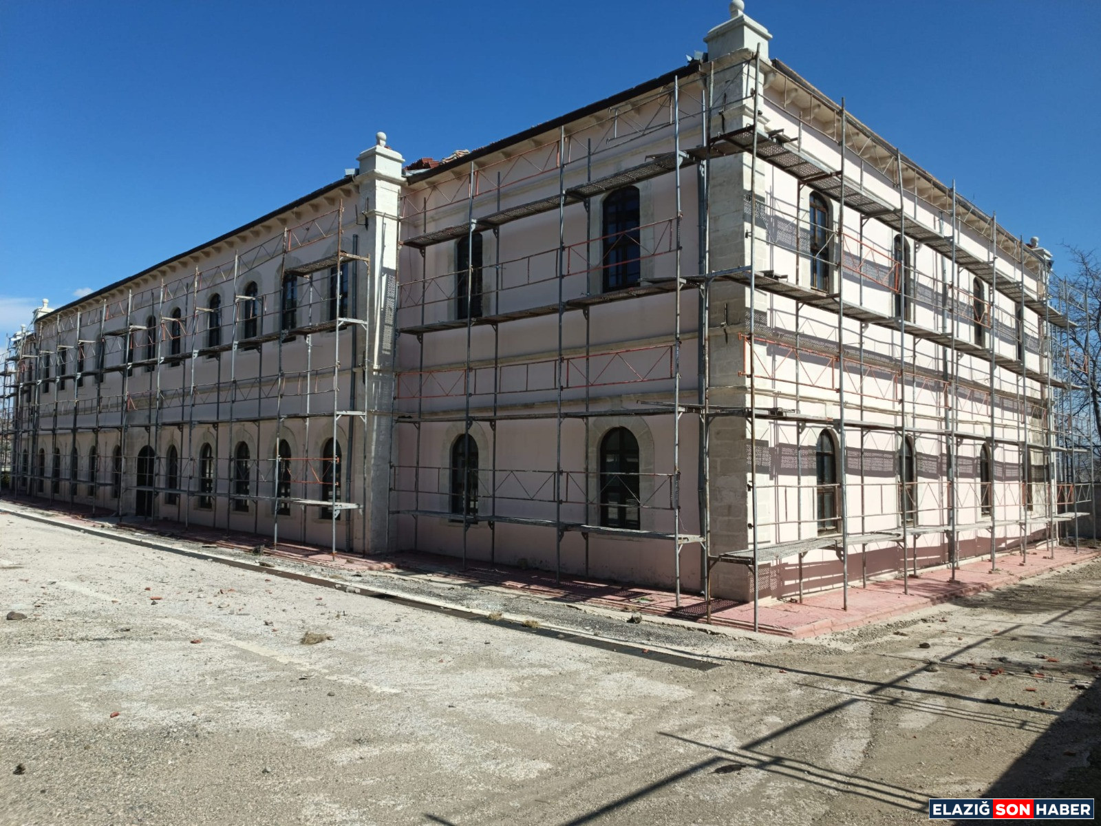 Whatsapp Image 2025 04 22 At 14.33.39 (1)