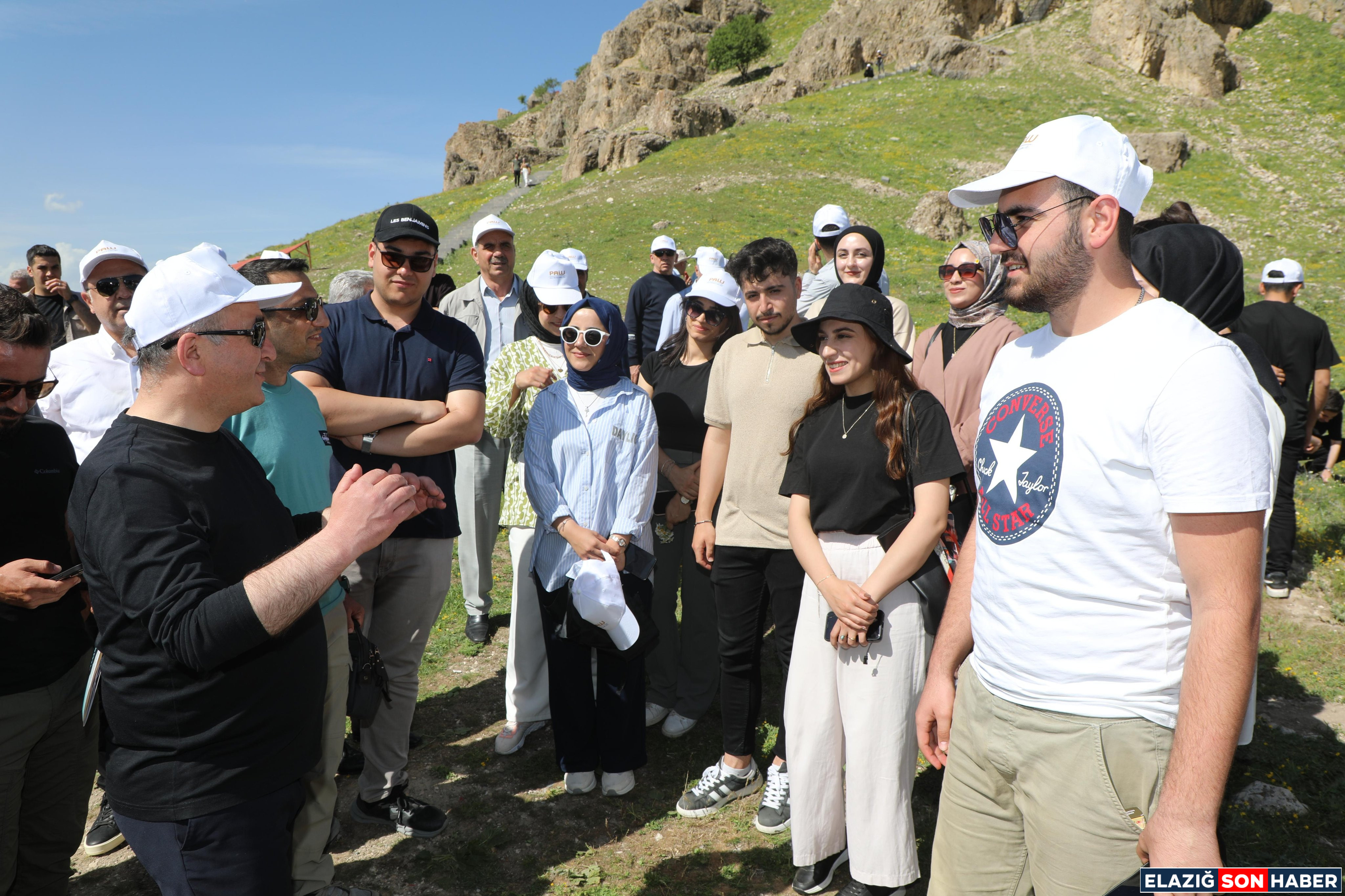 Gqm Y Ndp W I A A Jo B