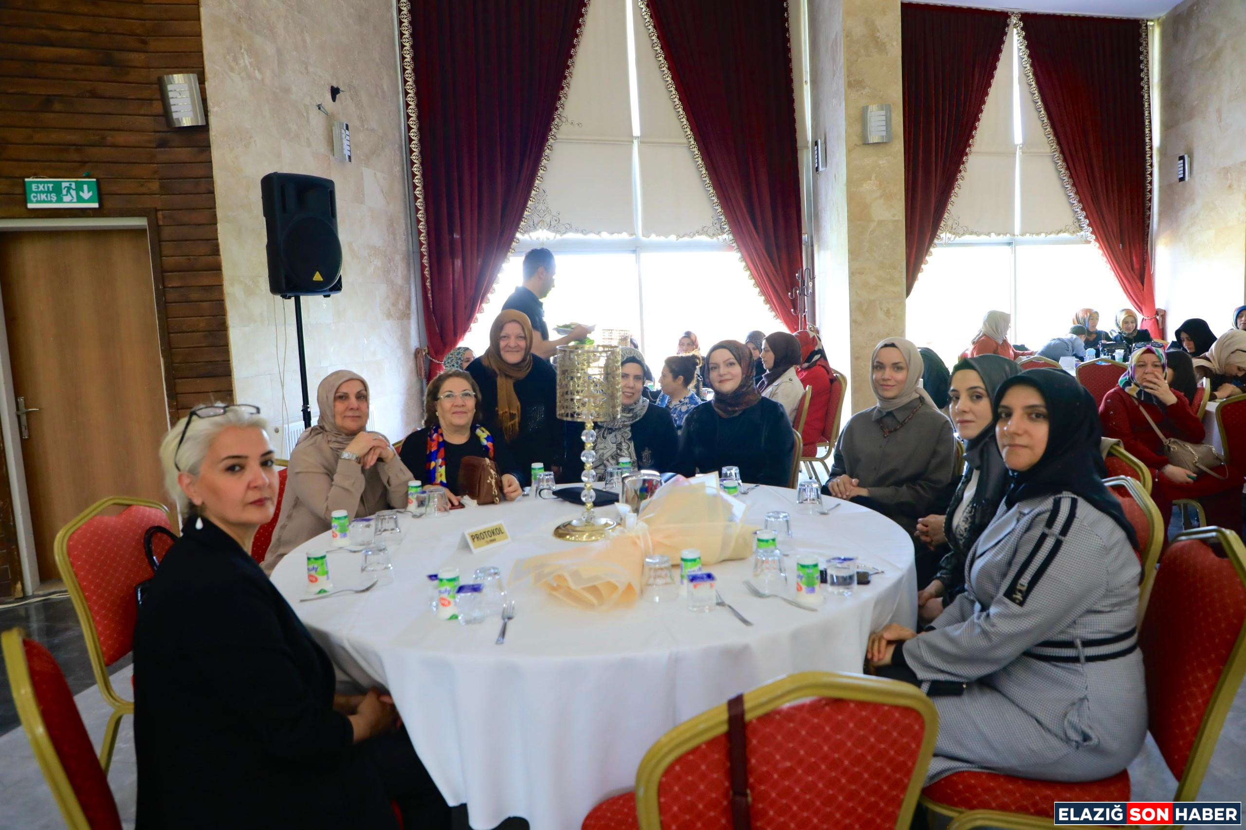 Kadinlar Bulusmasina Yogun Ilg 1747490585 4O Y5Td