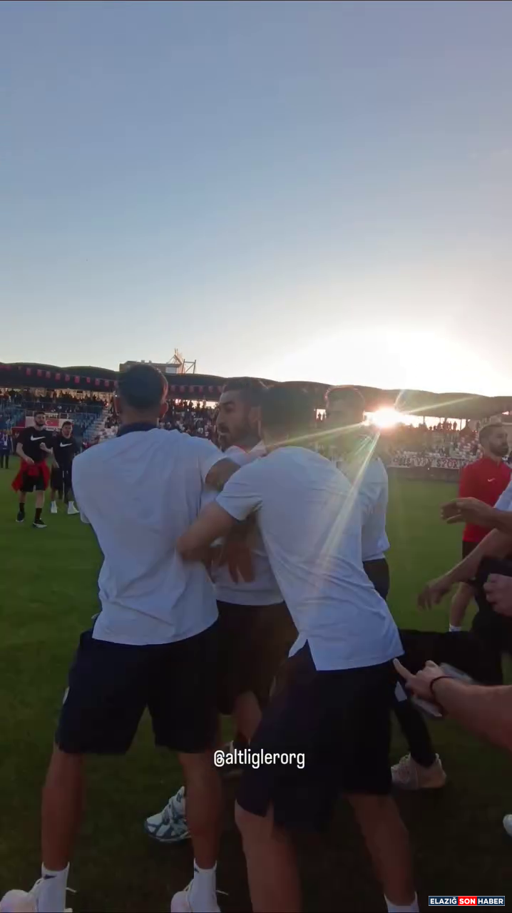 Vlcsnap 2025 05 22 23H43M18S420