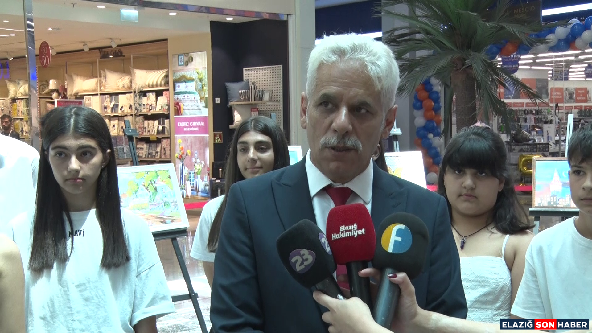 Vlcsnap 2025 05 23 15H14M17S937