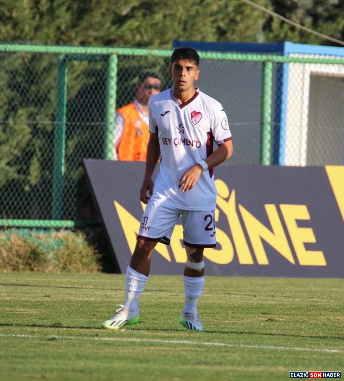 7B4E74C2 B405 478A Bf47 E9C9D34A5020