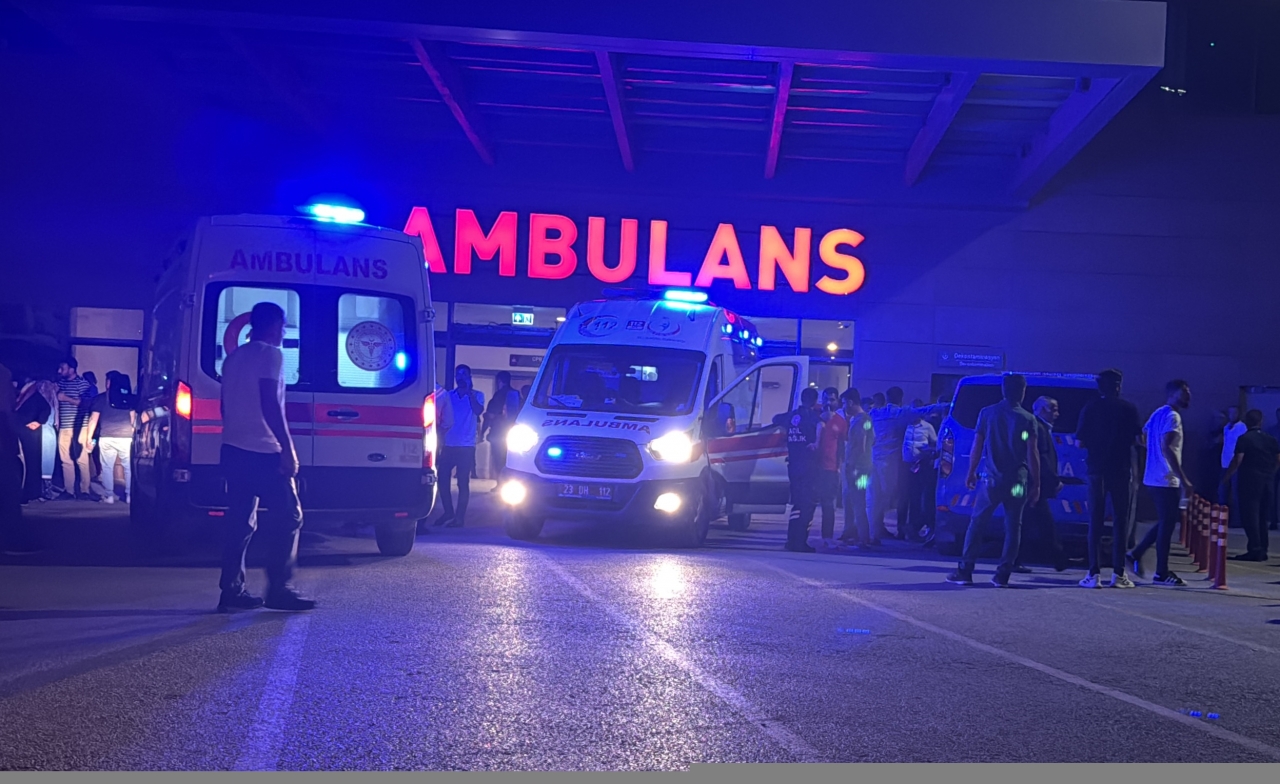 Elazığ'da Baraj Gölüne Giren Çocuk Boğuldu