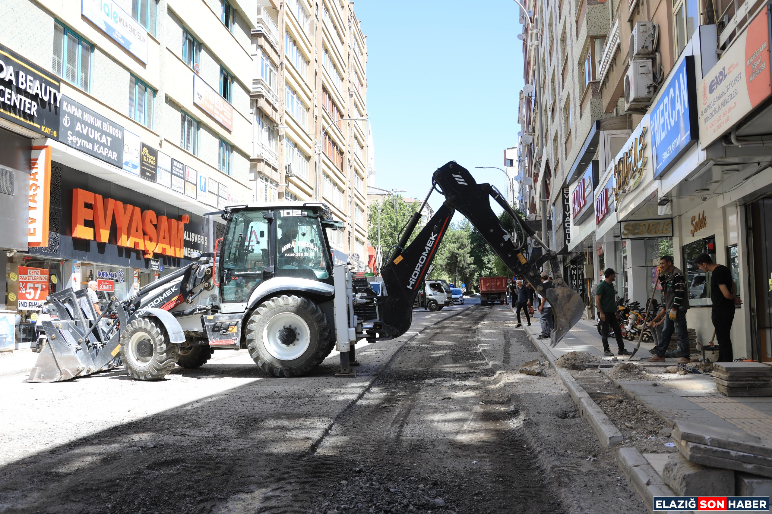 Sehit Ilhanlar Caddesinde Cali 1751107039 H M51 R O