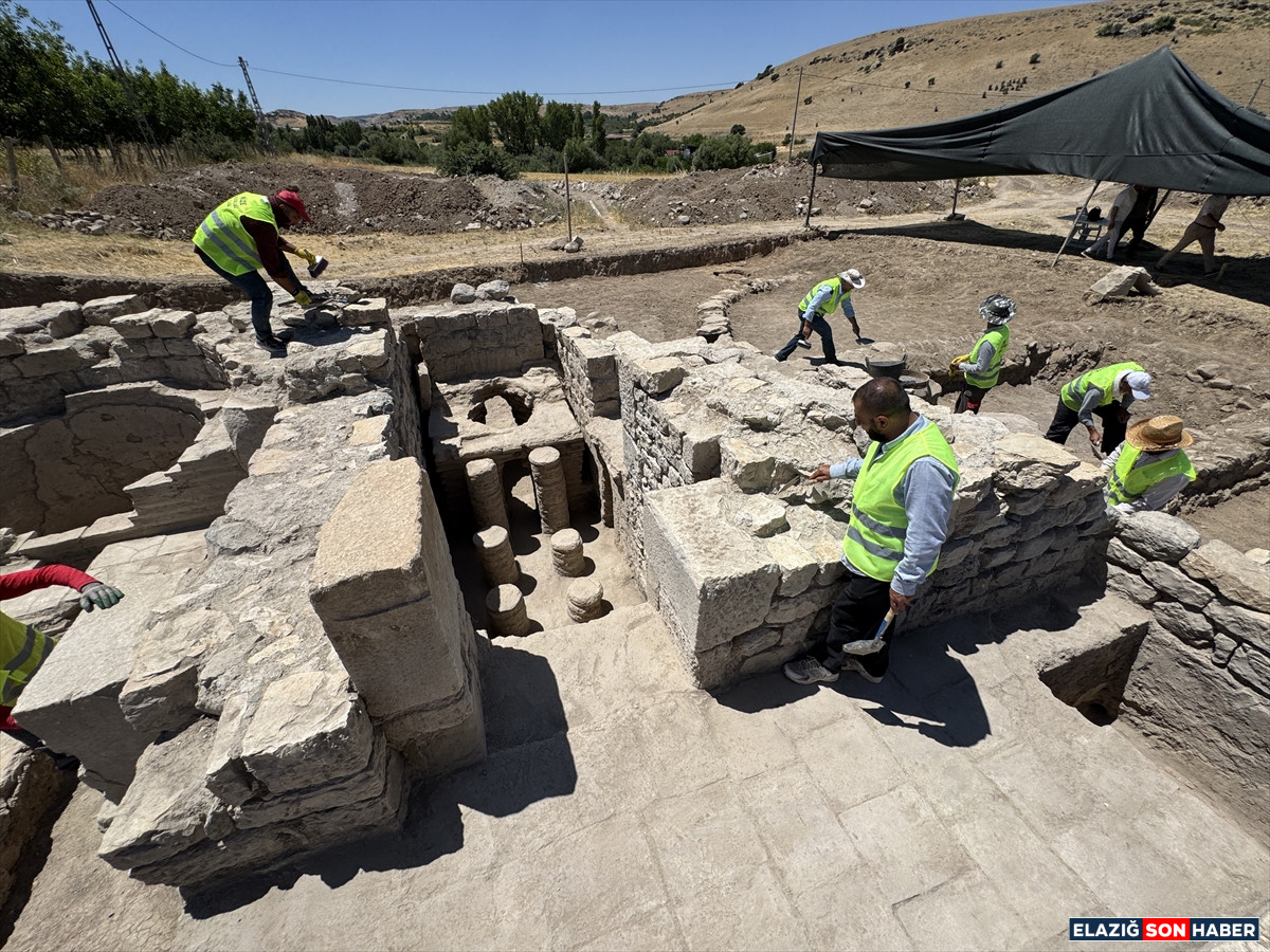 A A 20250714 38555410 38555400 E L A Z I G D A B I R T A R L A D A Y A K L A S I K 1700 Y I L L I K R O M A H A M A M I G U N Y U Z U N E C I K A R I L D I