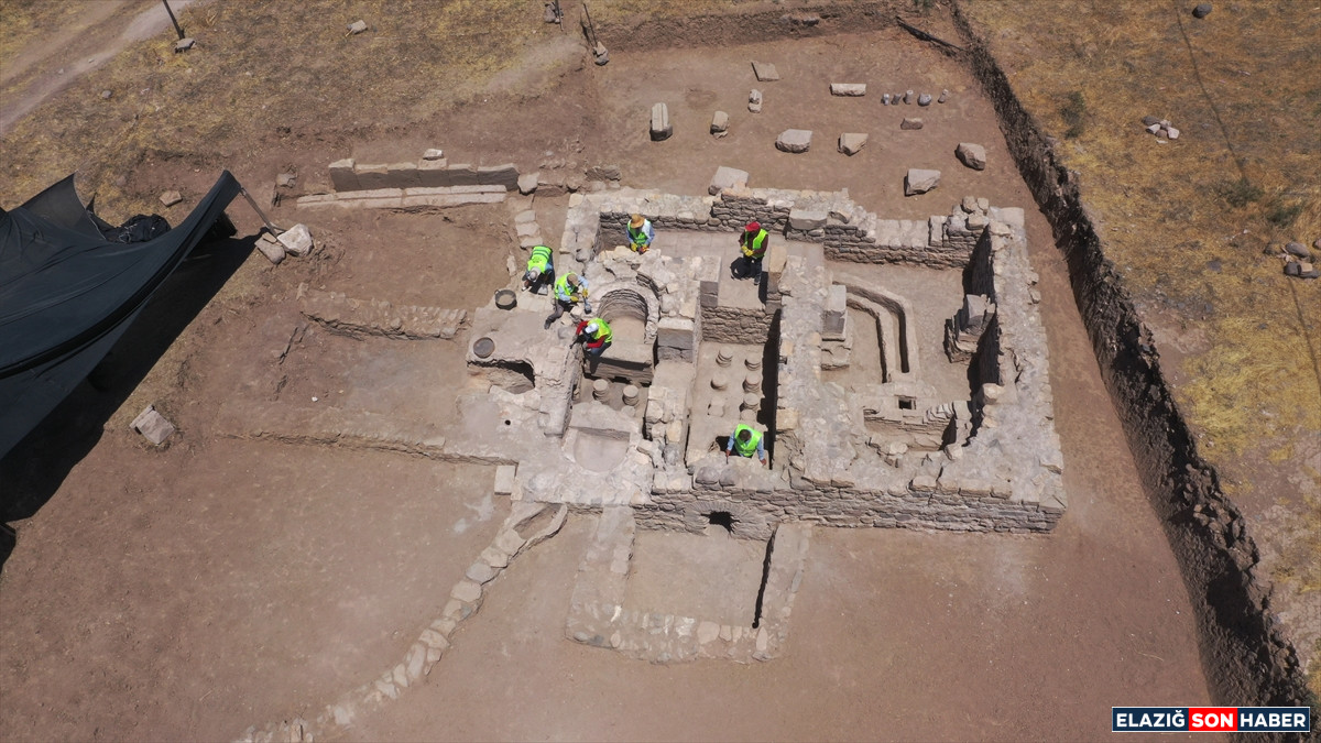 A A 20250714 38555460 38555449 E L A Z I G D A B I R T A R L A D A Y A K L A S I K 1700 Y I L L I K R O M A H A M A M I G U N Y U Z U N E C I K A R I L D I