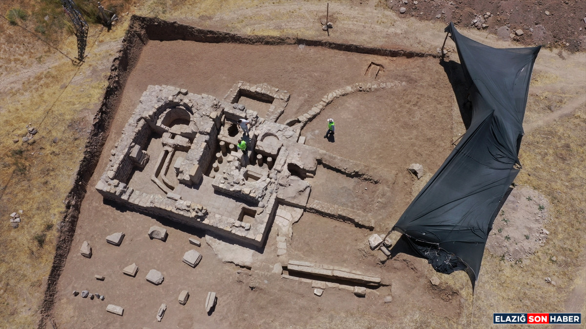 A A 20250714 38555460 38555452 E L A Z I G D A B I R T A R L A D A Y A K L A S I K 1700 Y I L L I K R O M A H A M A M I G U N Y U Z U N E C I K A R I L D I