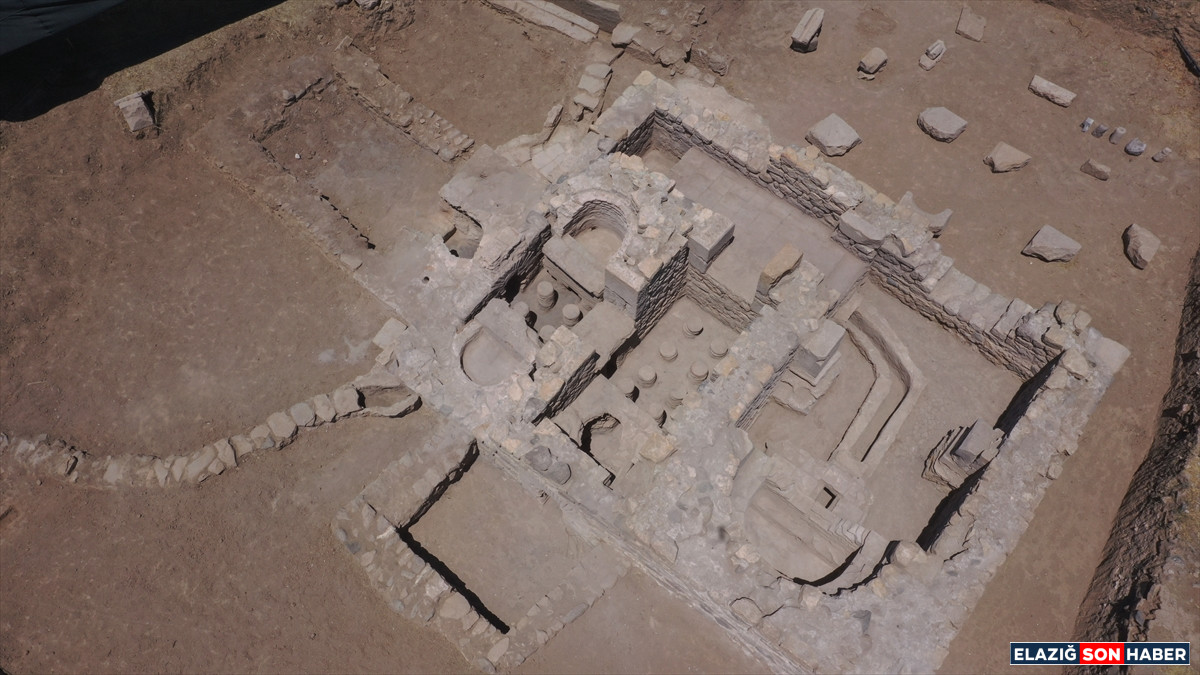 A A 20250714 38555460 38555456 E L A Z I G D A B I R T A R L A D A Y A K L A S I K 1700 Y I L L I K R O M A H A M A M I G U N Y U Z U N E C I K A R I L D I