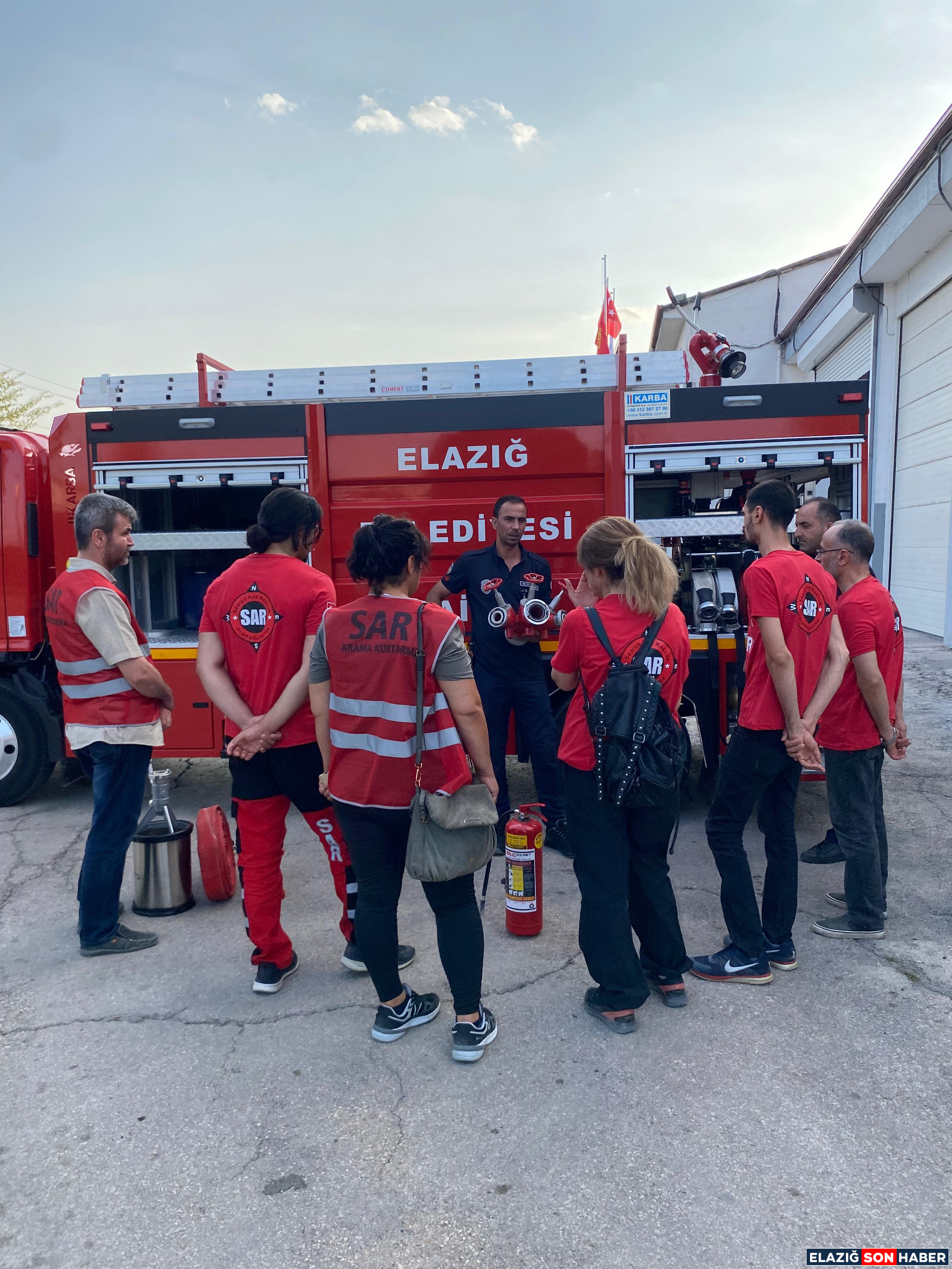 Elazig Belediyesi Itfaiyesinde 1754308400 S Ag Y4 L