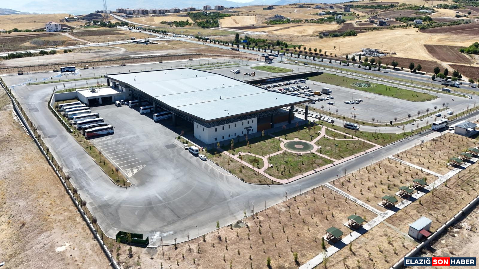 Elazigin Disa Acilan Kapisi Se 1755261035 A Xb3Yc