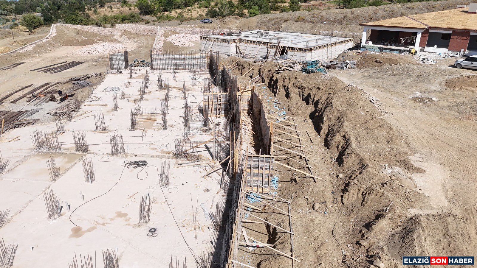 Gxqk L A C W U A E329F