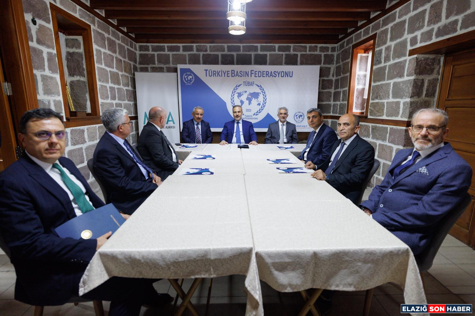 293Ba3C1 Eb56 4211 Ae1A 4Cf250Ae222E