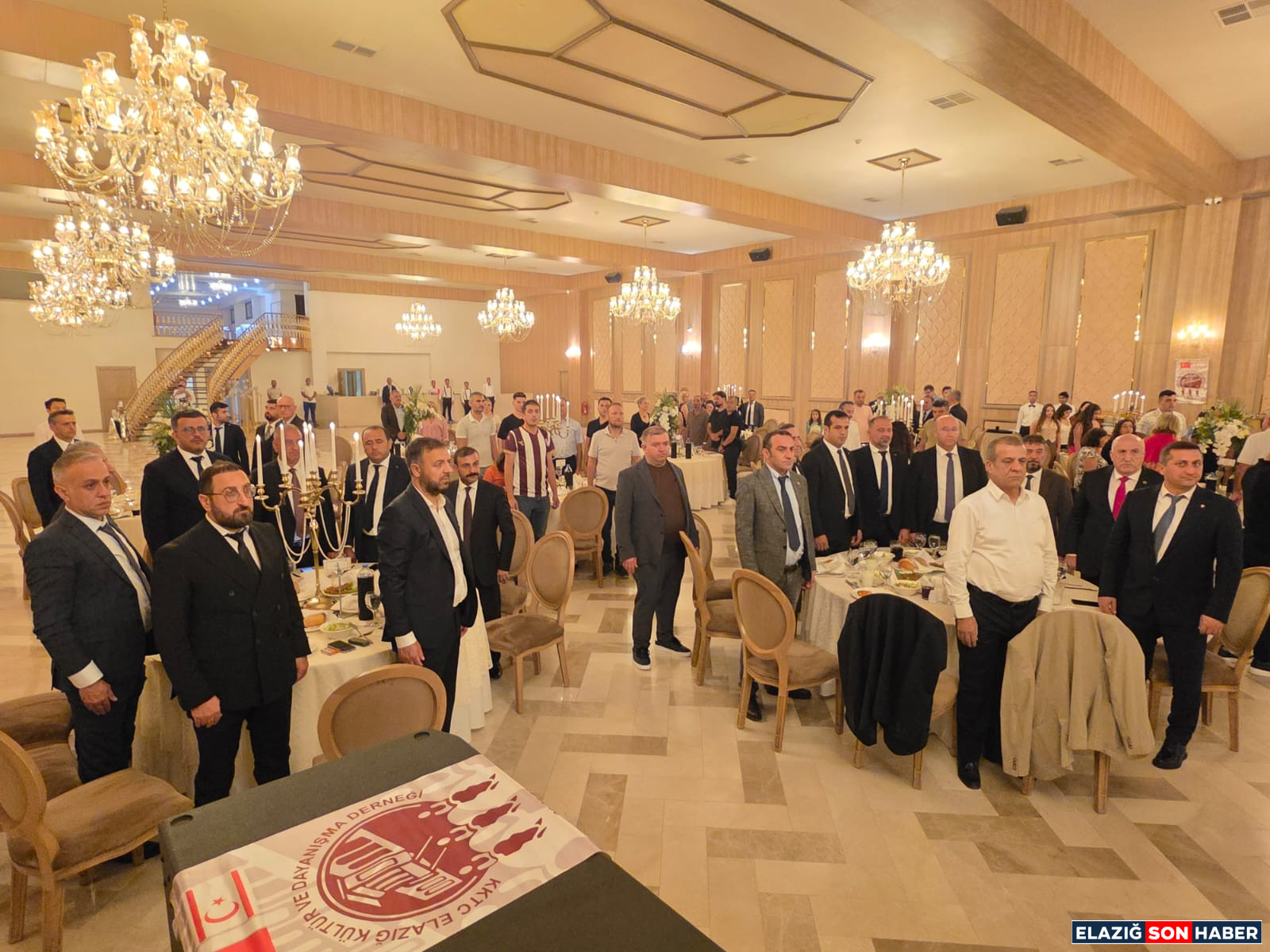 2F041332 6Abd 4E25 8A41 70886E9F89Cb