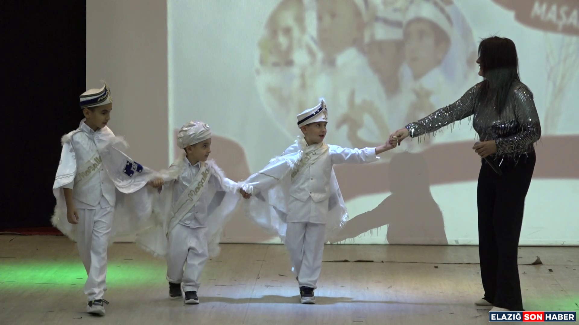 Vlcsnap 2025 09 08 16H01M02S968